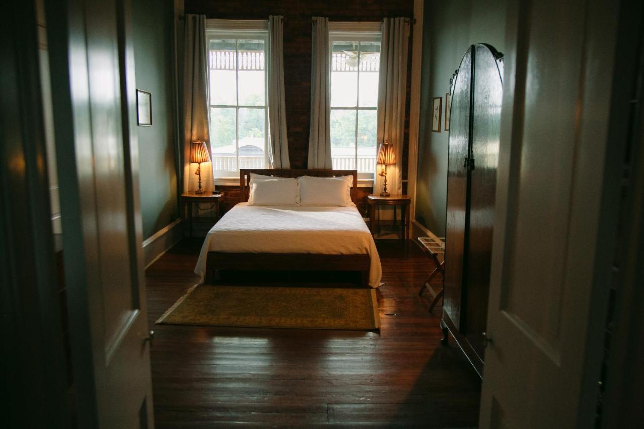 The Grand Hotel Hogansville 외부 사진